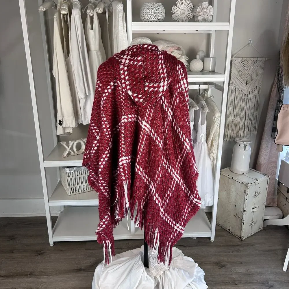 Simply Noelle Women's One Size Red Plaid Hooded Shawl Cape Sweater #3366 - Picture 3 of 4